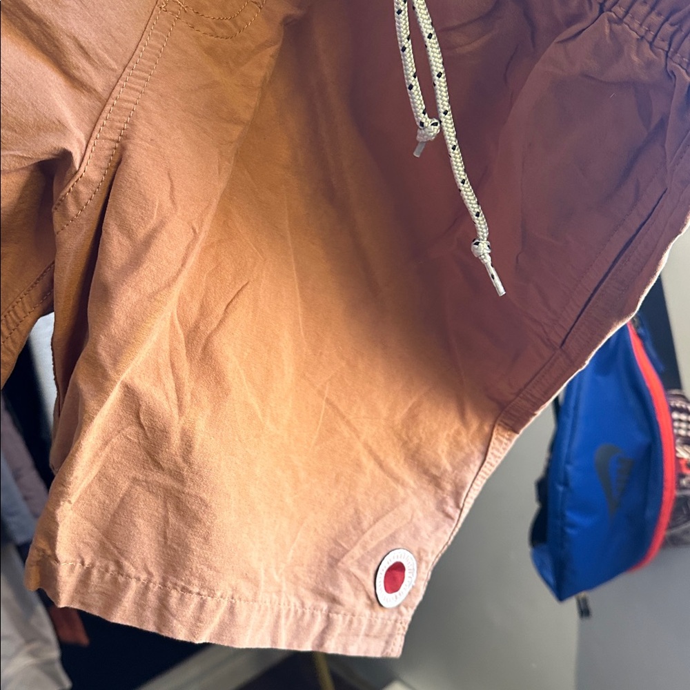 California Shorts L